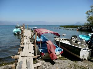 Antigua og Lago de Atitlán